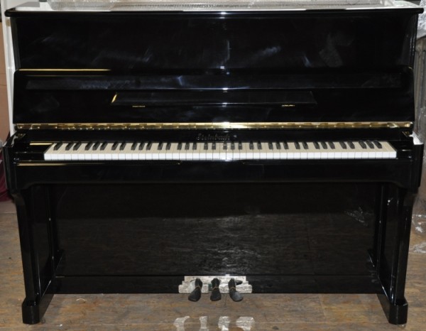 Steinbach Klavier - Schwarz poliert - 118 Classic Ausverkauf